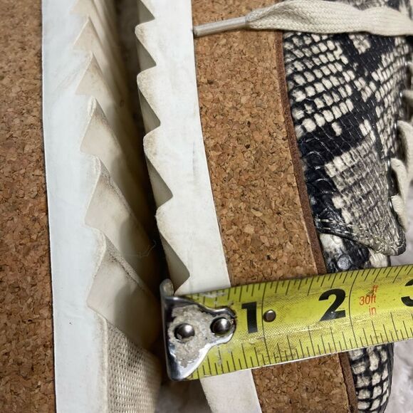 Steve Madden Korrie Lace-Up snake skin print Beige & gray Platform Sneakers SZ10 - Picture 11 of 14